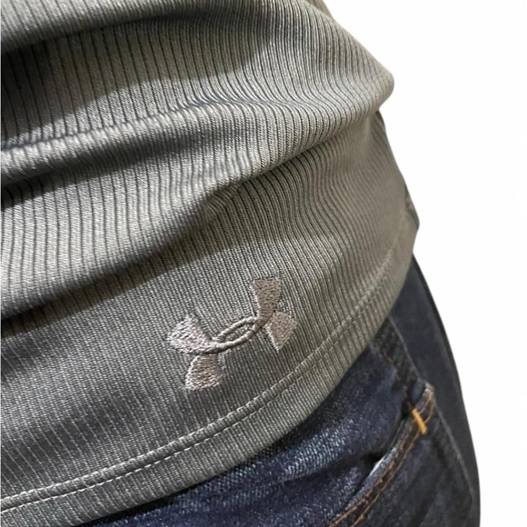 Under Armour Gray Fitted Sleeveless Tank Top - Picture 2 of 3